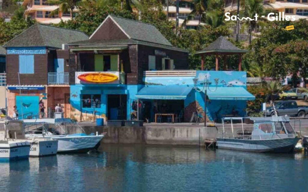 Façade du centre de plongée O Sea Bleu à Saint-Gilles Les Bains à La Réunion