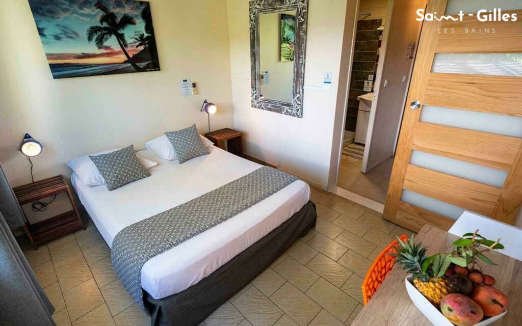 Vue de la chambre de l'hôtel à La Réunion le Coco Island à Saint-Gilles Les Bains 974