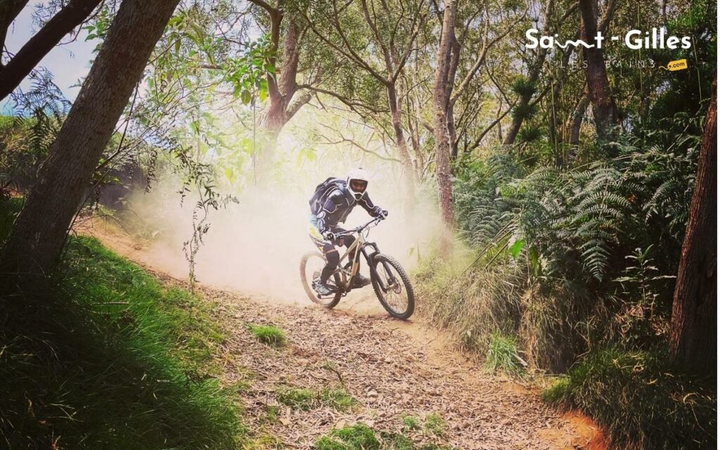 Randonnée avec Bike Aventure à La Réunion dans les sentiers de La Réunion