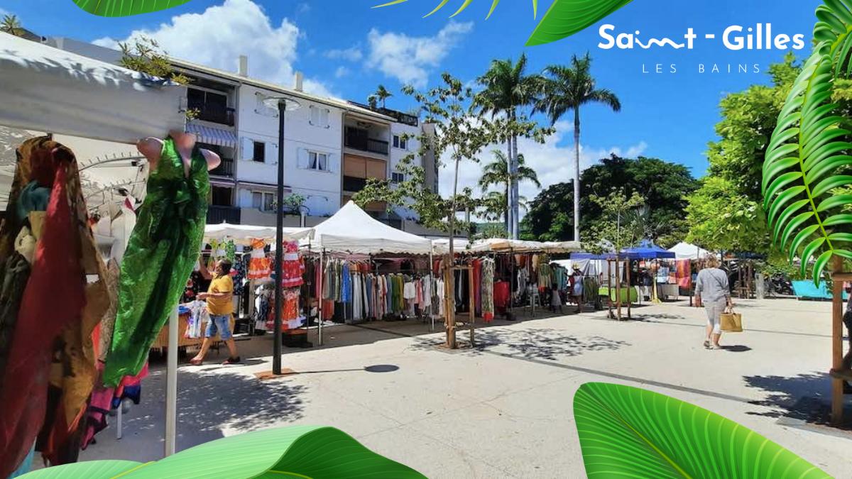 Marché nocturne de Saint-Gilles les Bains